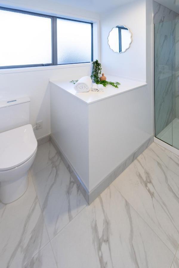 Urban Park Escape 2 Bed 2 Bath W/Carpark Apartment Christchurch Exterior photo