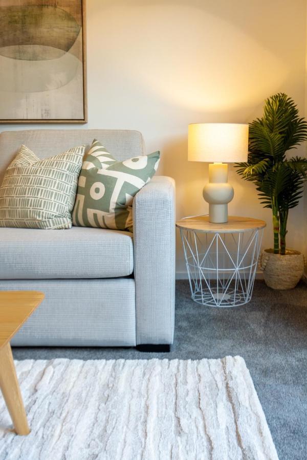 Urban Park Escape 2 Bed 2 Bath W/Carpark Apartment Christchurch Exterior photo